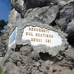 Sulla Costa